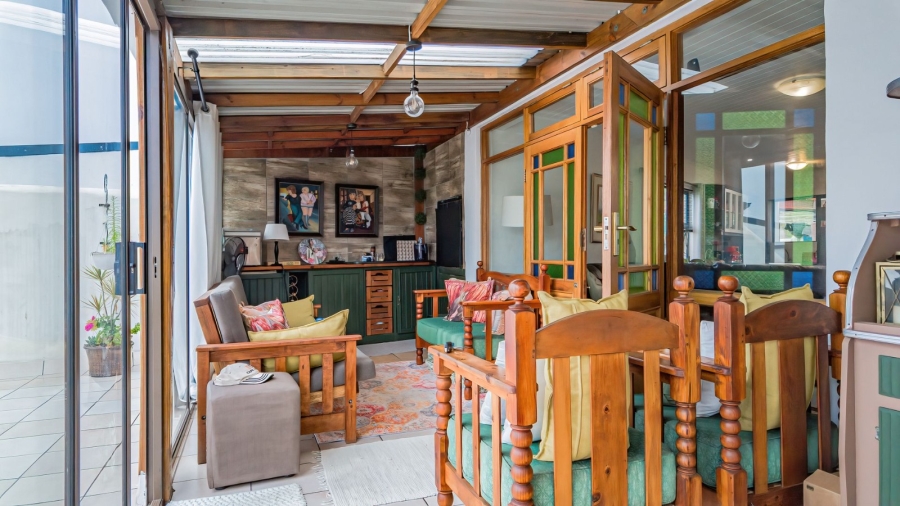 2 Bedroom Property for Sale in King George Park Western Cape
